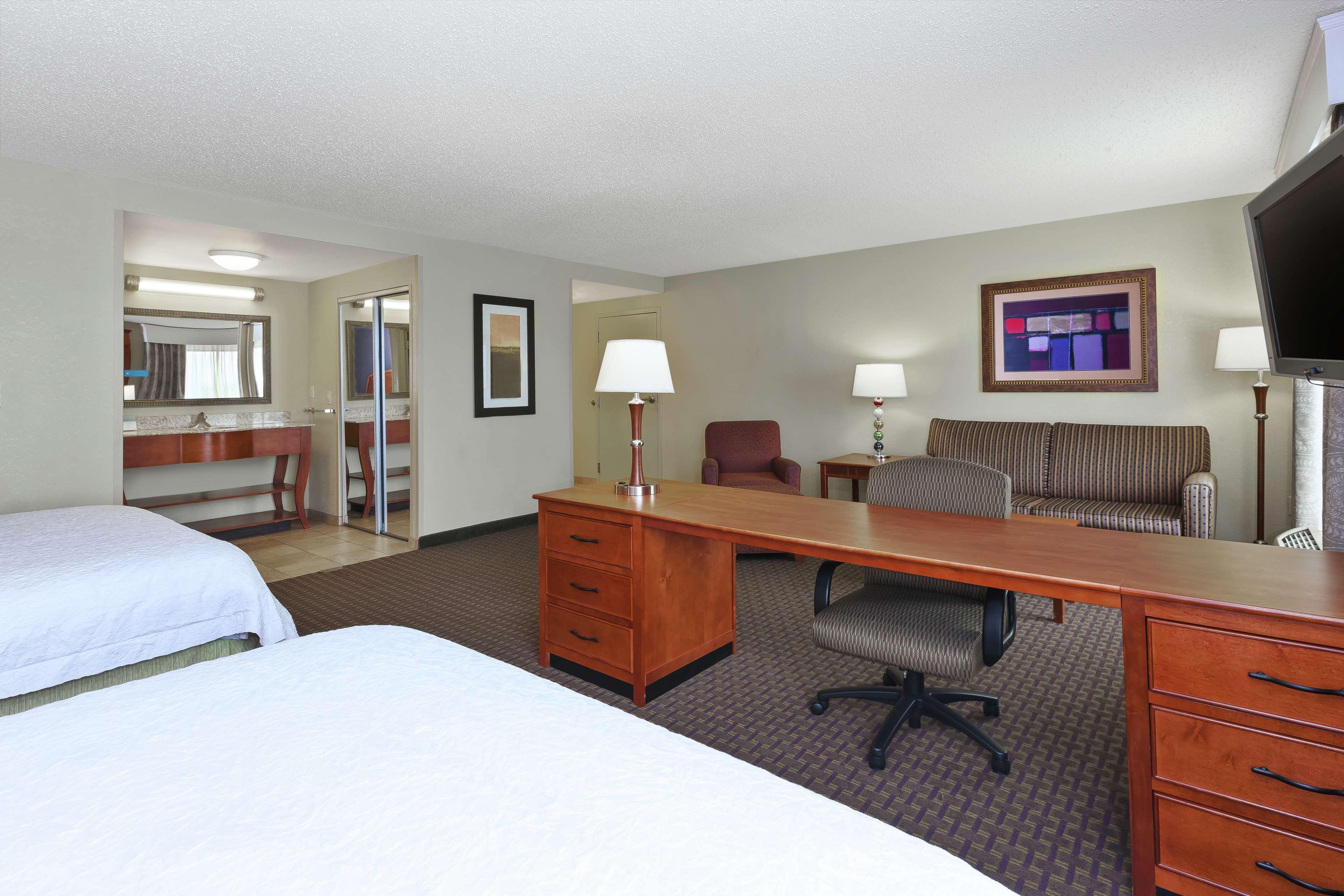 Hampton Inn & Suites Grand Rapids-Airport 28Th St Cascade Kültér fotó