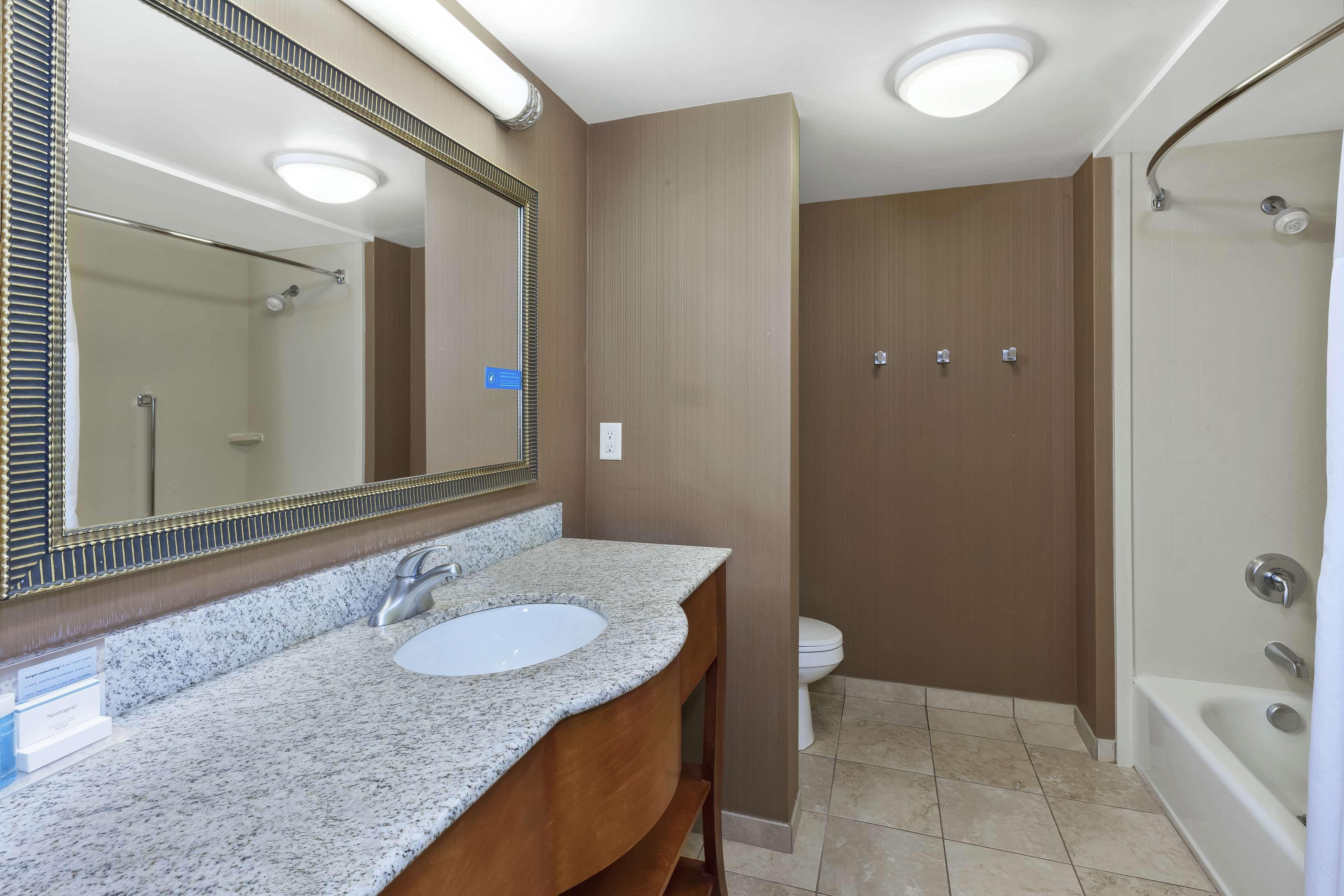 Hampton Inn & Suites Grand Rapids-Airport 28Th St Cascade Kültér fotó