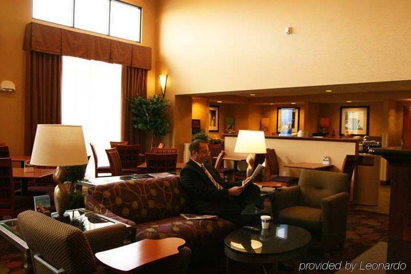 Hampton Inn & Suites Grand Rapids-Airport 28Th St Cascade Beltér fotó